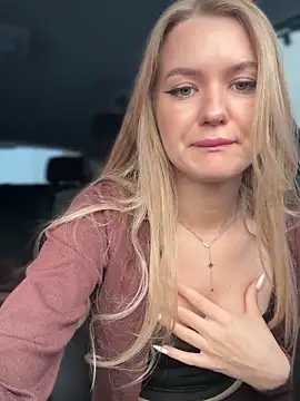 Devill Angel  online show from December 23, 9:52 am