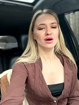 Devill Angel  online show from December 3, 9:42 am