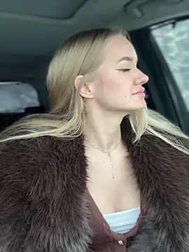 Devill Angel  online show from January 7, 10:20 am