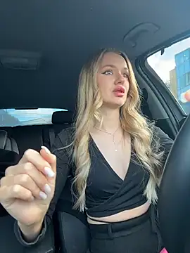 Devill Angel  online show from March 4, 10:01 am