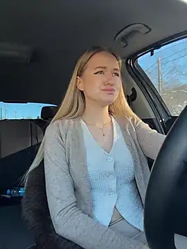 Devill Angel  online show from February 14, 9:20 am