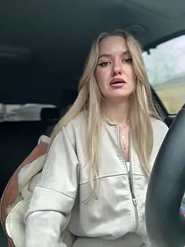 Devill Angel  online show from December 20, 9:45 am