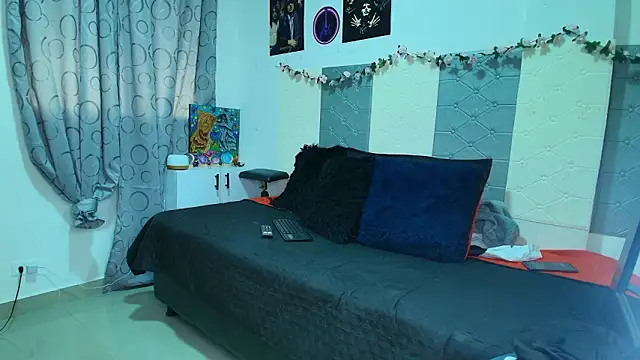 scarlett  morgan online show from March 9, 2:31 pm