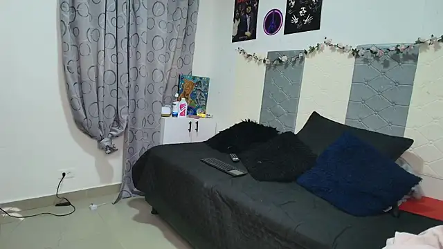 scarlett  morgan online show from April 8, 3:02 pm