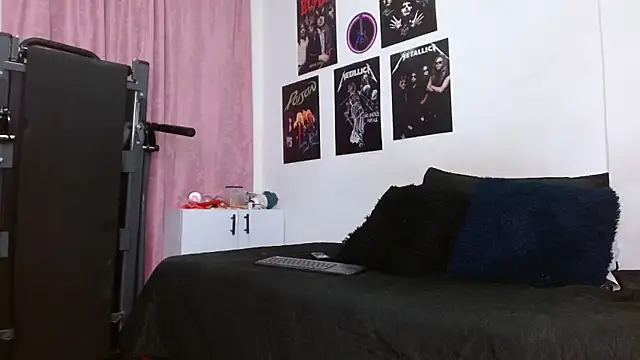 Snapshot of scarlett__morgan chatting on September 15, 1:11 pm scarlett morgan online show from September 15, 1:11 pm