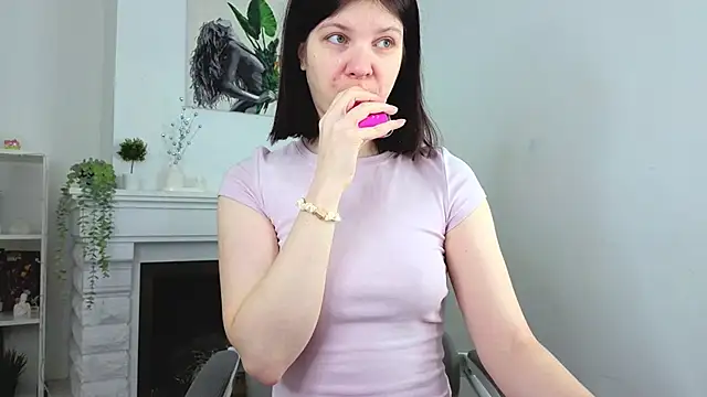 Snapshot of Baby_Evalena chatting on February 3, 5:16 am Baby Evalena online show from February 3, 5:16 am