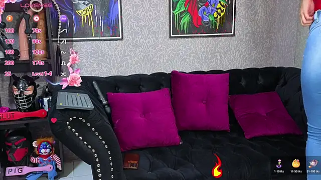 Snapshot of CamiilaMarti chatting on October 27, 2:51 pm CamiilaMarti online show from October 27, 2:51 pm