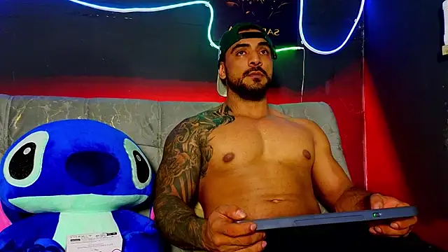 ERIC HARRISON online show from April 7, 3:19 am