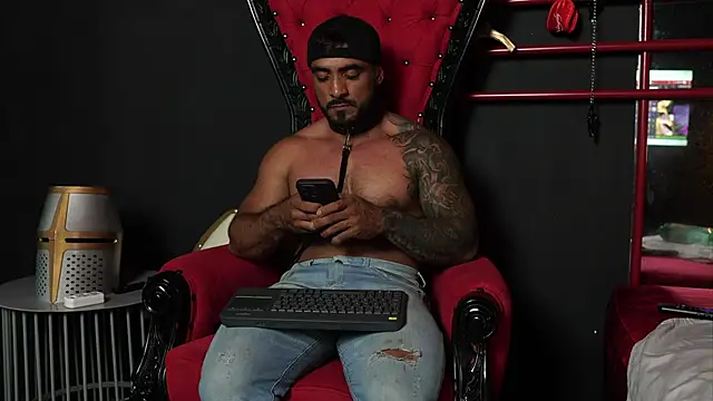 ERIC HARRISON online show from October 25, 3:28 am