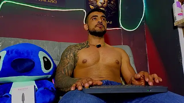 ERIC HARRISON online show from March 11, 2:05 am