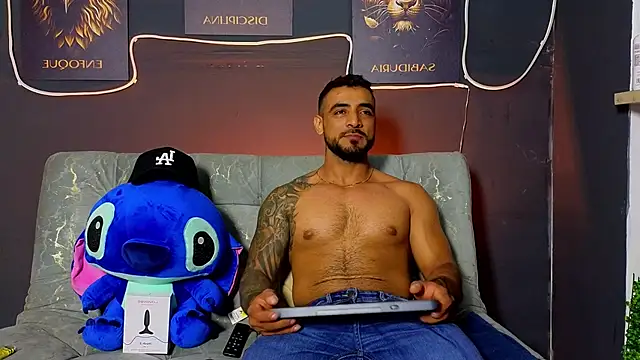 ERIC HARRISON online show from December 2, 4:14 am