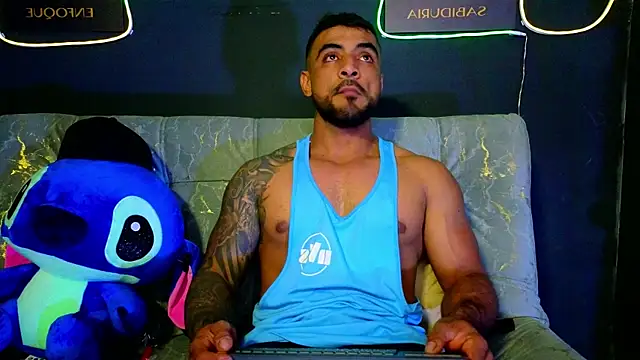 ERIC HARRISON online show from November 19, 2:00 am