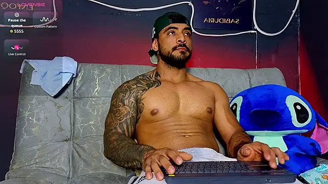 ERIC HARRISON online show from April 12, 8:23 pm