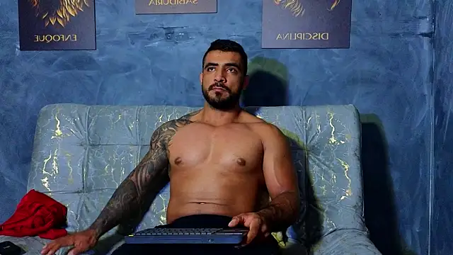 ERIC HARRISON online show from September 25, 10:54 am