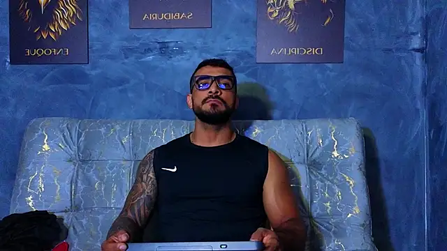 ERIC HARRISON online show from October 5, 12:56 am