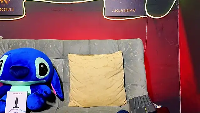 Snapshot of ERIC_HARRISON chatting on January 8, 3:23 am ERIC HARRISON online show from January 8, 3:23 am