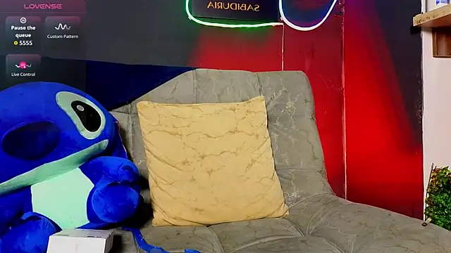 Snapshot of ERIC_HARRISON chatting on February 6, 3:35 am ERIC HARRISON online show from February 6, 3:35 am