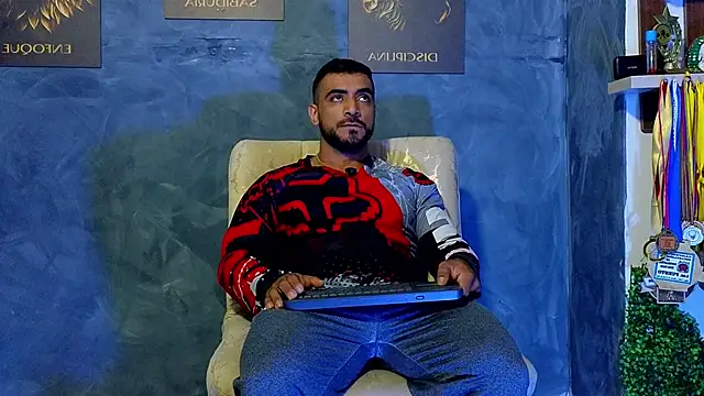 ERIC HARRISON online show from September 18, 12:57 am