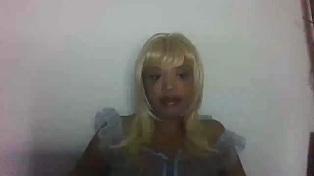 thekelliecapri online show from January 12, 4:19 am