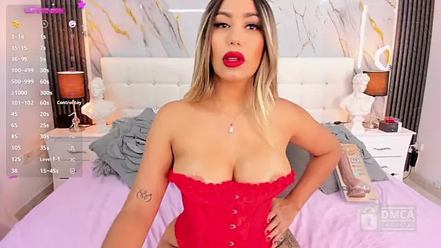 EmilyLeah  online show from March 3, 5:31 pm