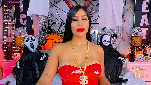 EmilyLeah  online show from October 21, 5:56 pm