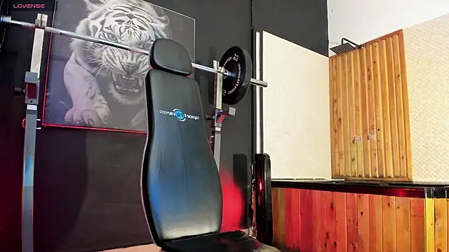 Luke  09 online show from February 14, 11:21 am