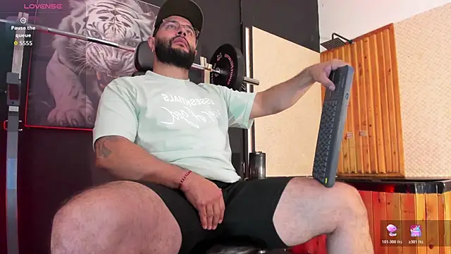 Luke  09 online show from February 26, 11:32 am