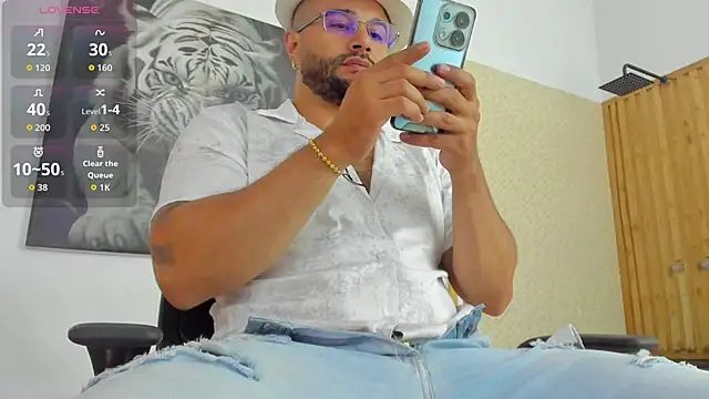 Luke  09 online show from September 10, 11:09 am