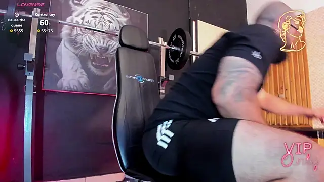 Luke  09 online show from April 20, 11:57 am