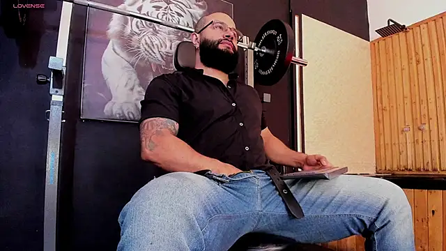 Luke  09 online show from January 12, 11:50 am