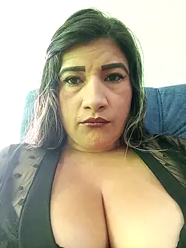 Hannahcandyy online show from March 21, 9:30 pm