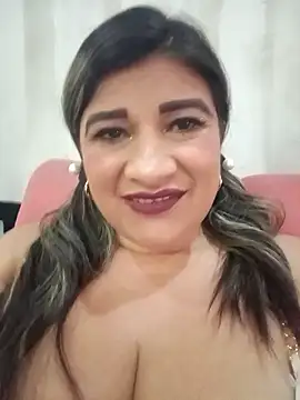 Hannahcandyy online show from January 9, 8:16 pm