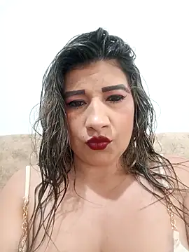 Snapshot of Hannahcandyy chatting on September 9, 3:32 pm Hannahcandyy online show from September 9, 3:32 pm
