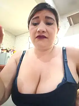 Hannahcandyy online show from November 4, 9:29 pm