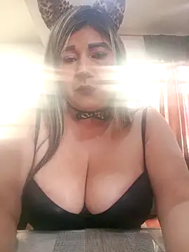 Hannahcandyy online show from October 31, 8:38 pm