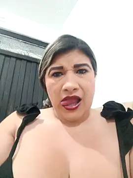 Hannahcandyy online show from October 27, 12:22 am