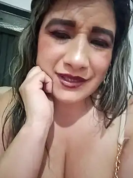 Snapshot of Hannahcandyy chatting on September 10, 3:38 am Hannahcandyy online show from September 10, 3:38 am