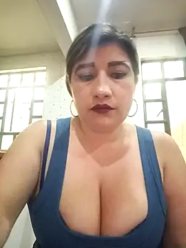 Hannahcandyy online show from November 6, 10:14 pm