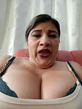 Hannahcandyy online show from November 13, 2:54 pm