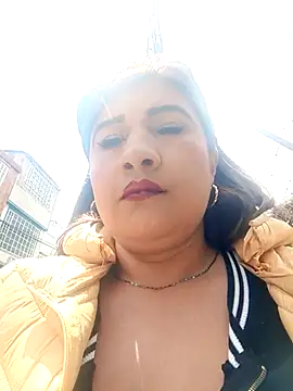 Hannahcandyy online show from June 7, 6:24 pm