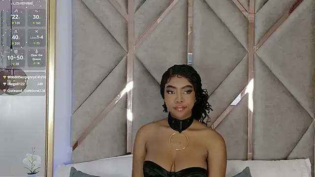 Snapshot of Lola_King chatting on October 25, 12:28 pm Lola King online show from October 25, 12:28 pm