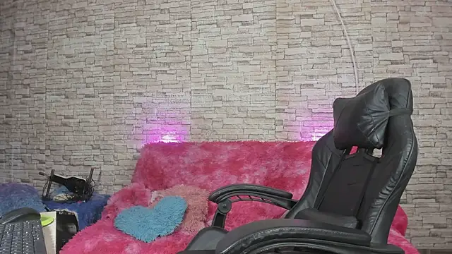 kitty queen10 online show from February 14, 4:02 am