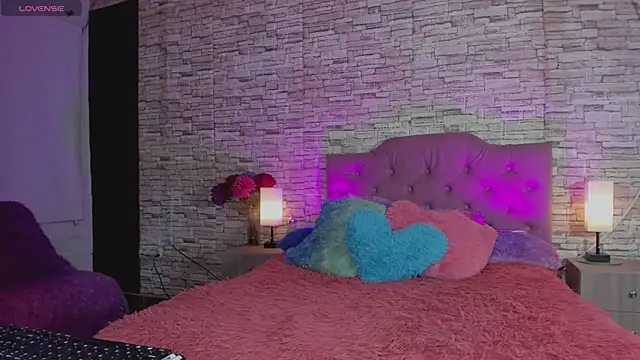 kitty queen10 online show from September 17, 4:14 am