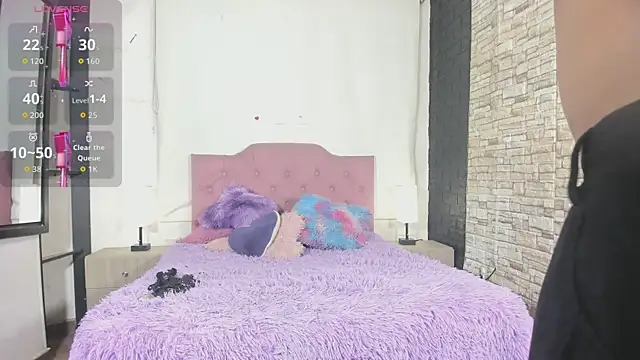 kitty queen10 online show from April 9, 4:58 am