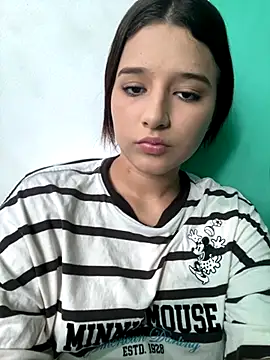 Snapshot of littlemelodi18 chatting on October 11, 9:38 pm littlemelodi18 online show from October 11, 9:38 pm