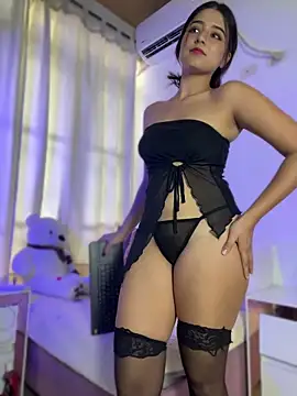 littlemelodi18 online show from April 20, 5:58 pm