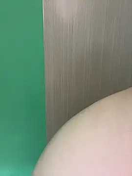 littlemelodi18 online show from March 11, 10:59 pm