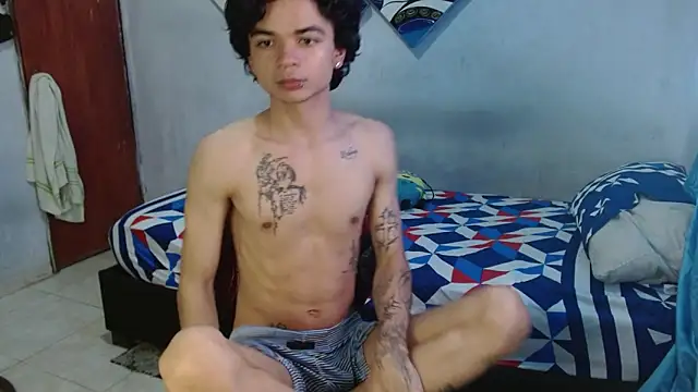 Snapshot of Lovebeng_ chatting on February 24, 7:48 pm Lovebeng online show from February 24, 7:48 pm