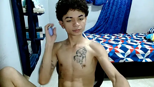 Snapshot of Lovebeng_ chatting on February 25, 10:09 pm Lovebeng online show from February 25, 10:09 pm