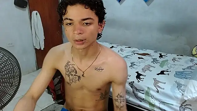 Snapshot of Lovebeng_ chatting on November 1, 9:08 pm Lovebeng online show from November 1, 9:08 pm